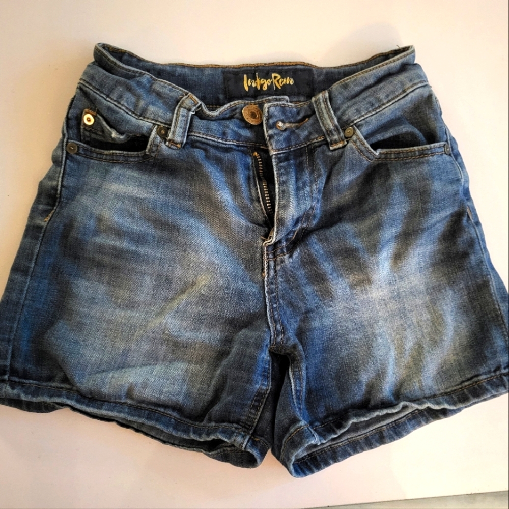 Mid rise indigo rein shorts